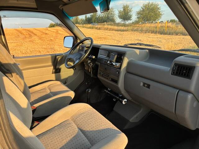 Image 7/16 of Volkswagen T4 Kombi 2.4 D (1991)