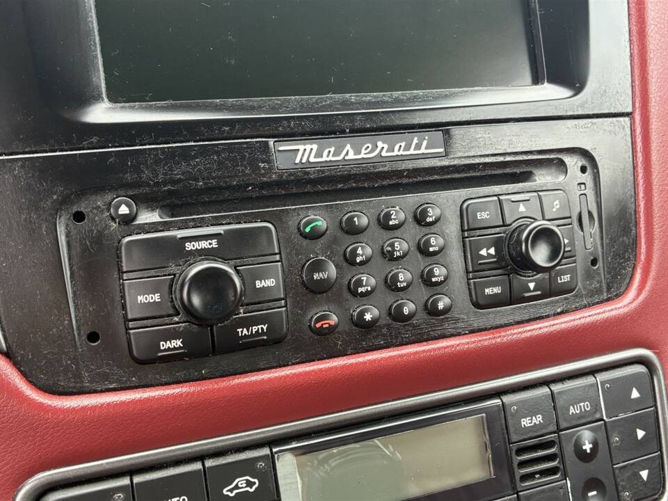 Immagine 16/39 di Maserati GranTurismo 4.2 (2008)