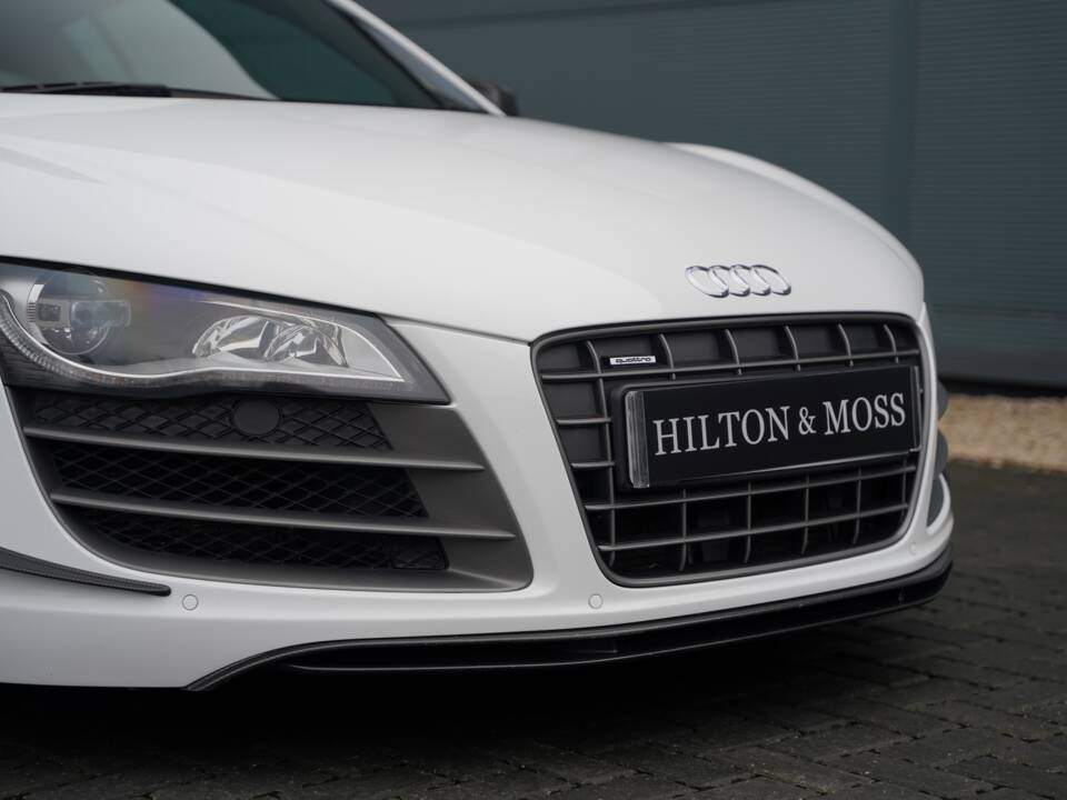 Bild 27/50 von Audi R8 GT (2011)