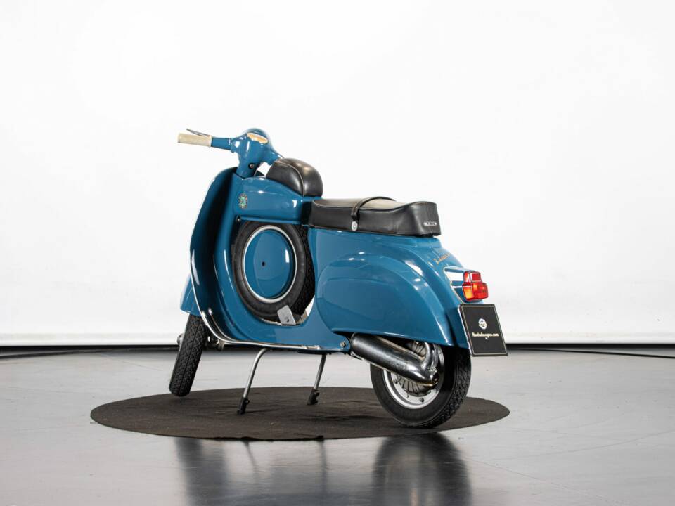 Immagine 2/50 di Piaggio Vespa 90 SS (1966)