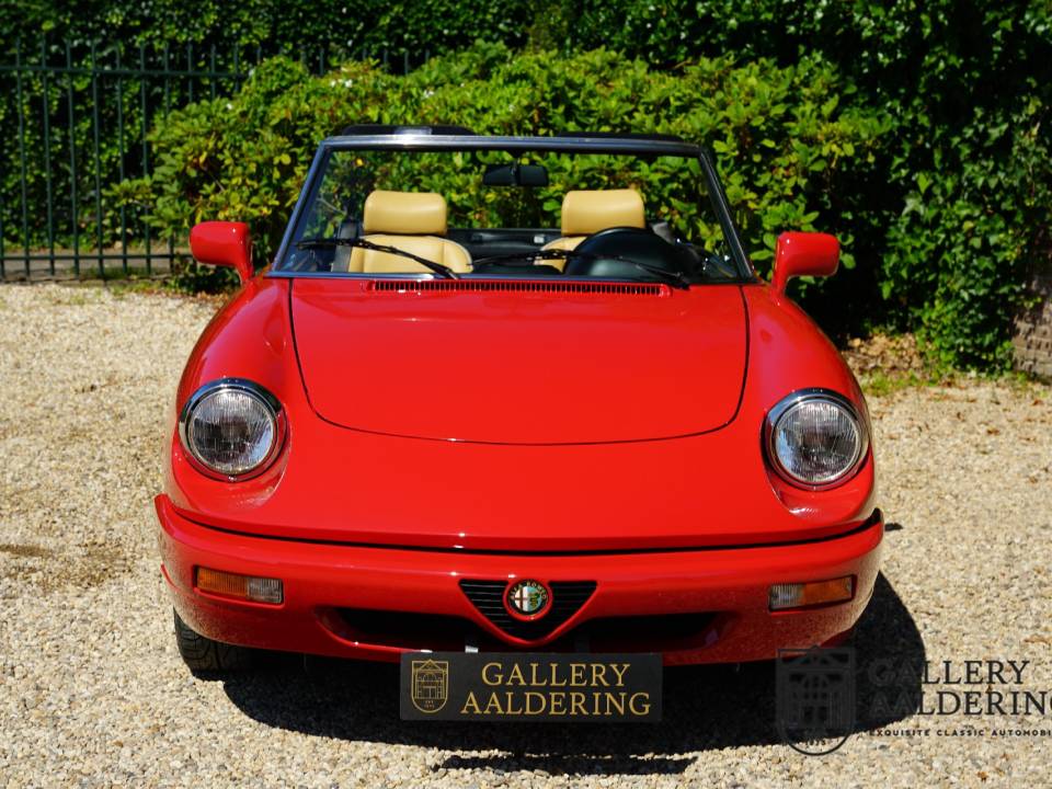 Bild 14/50 von Alfa Romeo 2.0 Spider (1991)