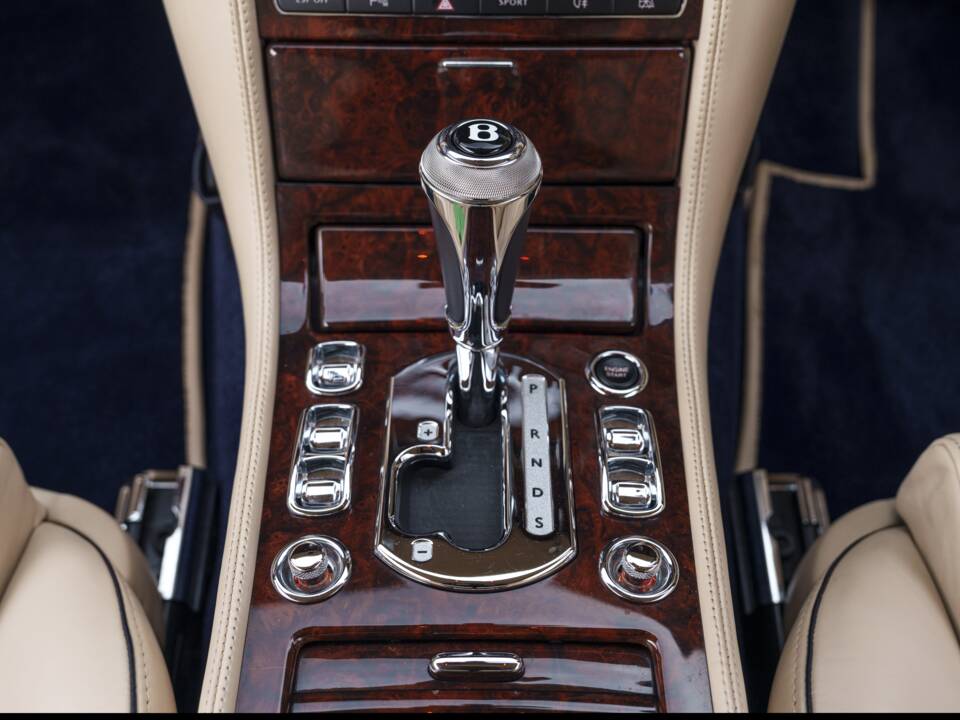 Afbeelding 17/27 van Bentley Brooklands (2009)