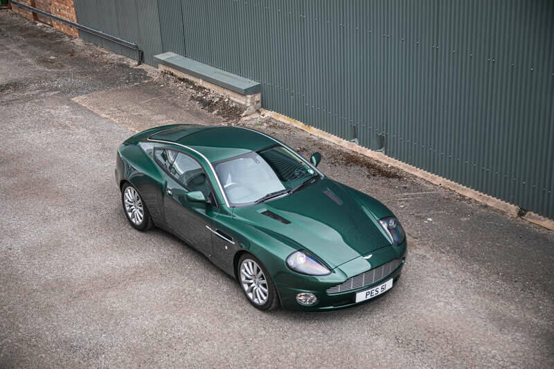 Imagen 40/44 de Aston Martin V12 Vanquish (2002)