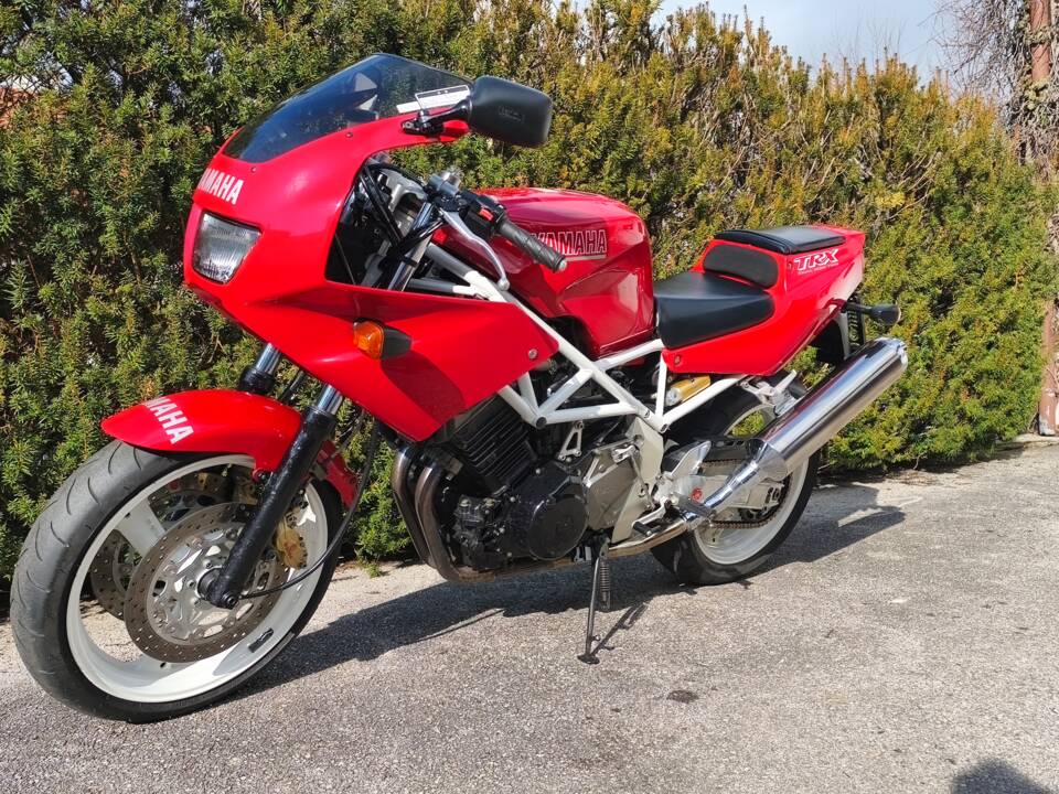 Image 11/18 of Yamaha TRX 850 (1995)