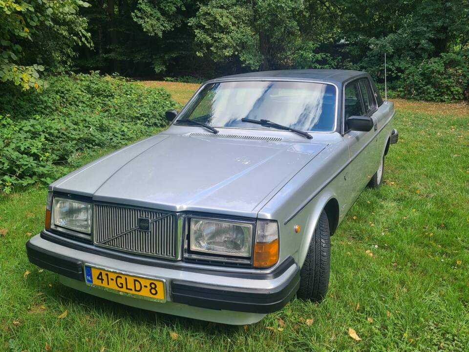 Image 2/8 de Volvo 262 C Bertone (1979)