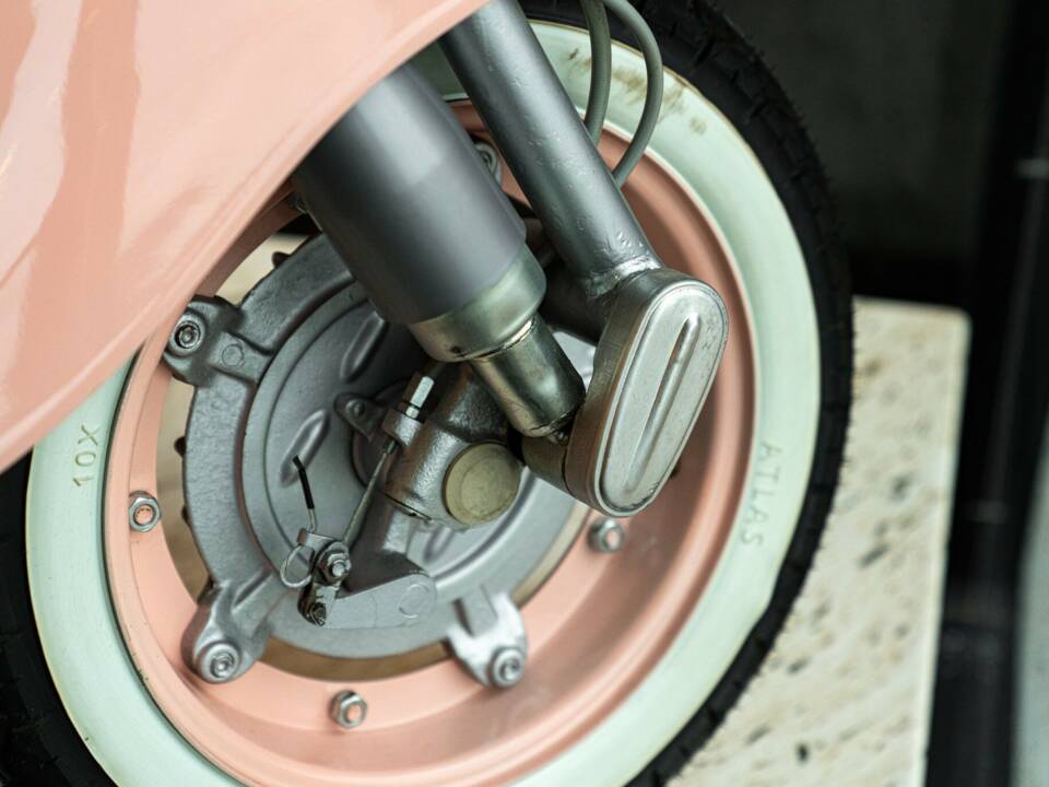 Bild 8/31 von Piaggio Vespa 50 Special (1976)