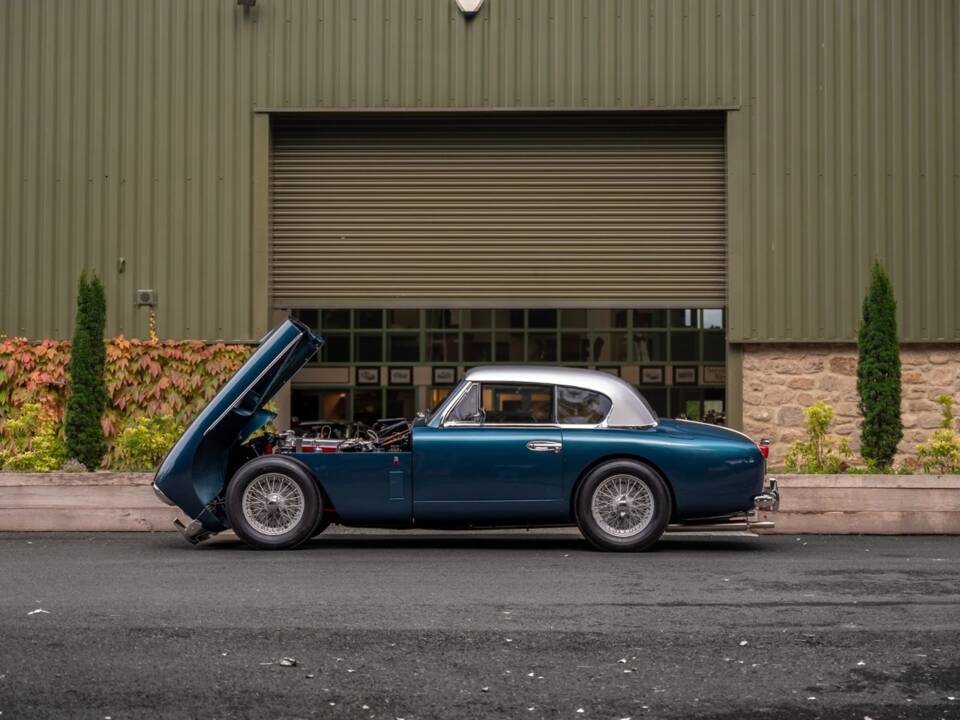 Image 55/64 of Aston Martin DB 2/4 Mk II (1957)