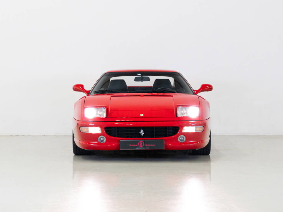 Image 17/83 of Ferrari F 355 Berlinetta (1996)