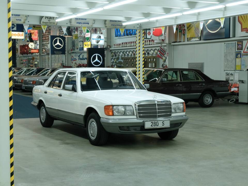 Bild 48/50 von Mercedes-Benz 280 S (1981)