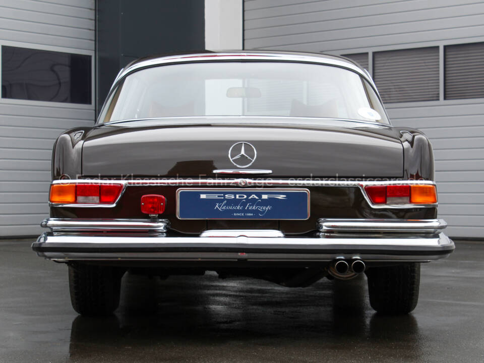 Image 7/35 of Mercedes-Benz 280 SE 3,5 (1970)