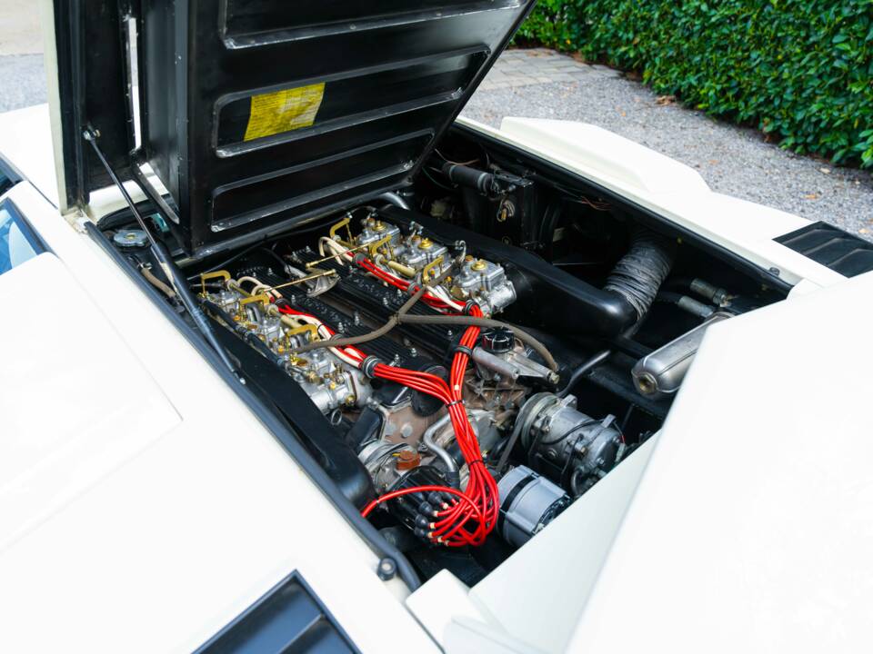 Image 20/20 of Lamborghini Countach 5000 S (1983)