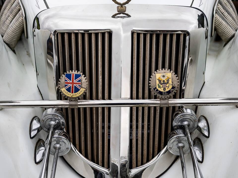 Image 20/50 of CMC Tiffany (1988)