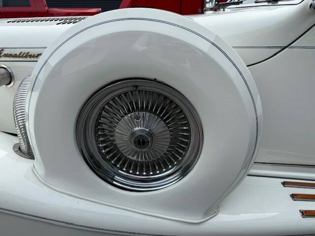 Image 27/28 of Excalibur Phaeton V (1989)