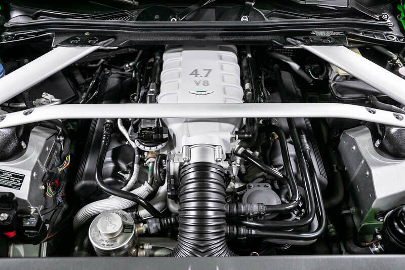 Immagine 3/43 di Aston Martin V8 Vantage (2010)