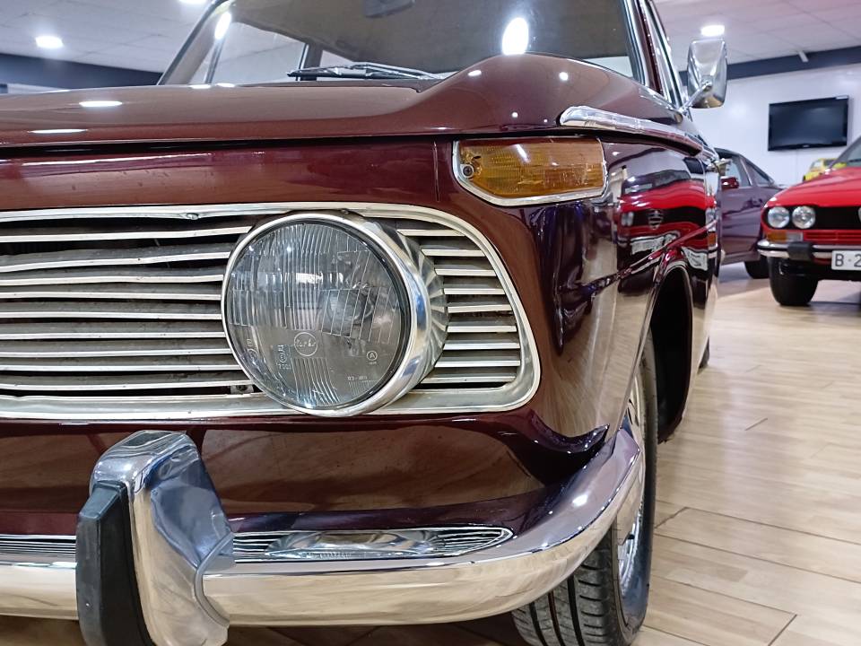Image 7/15 of BMW 1800 (1966)