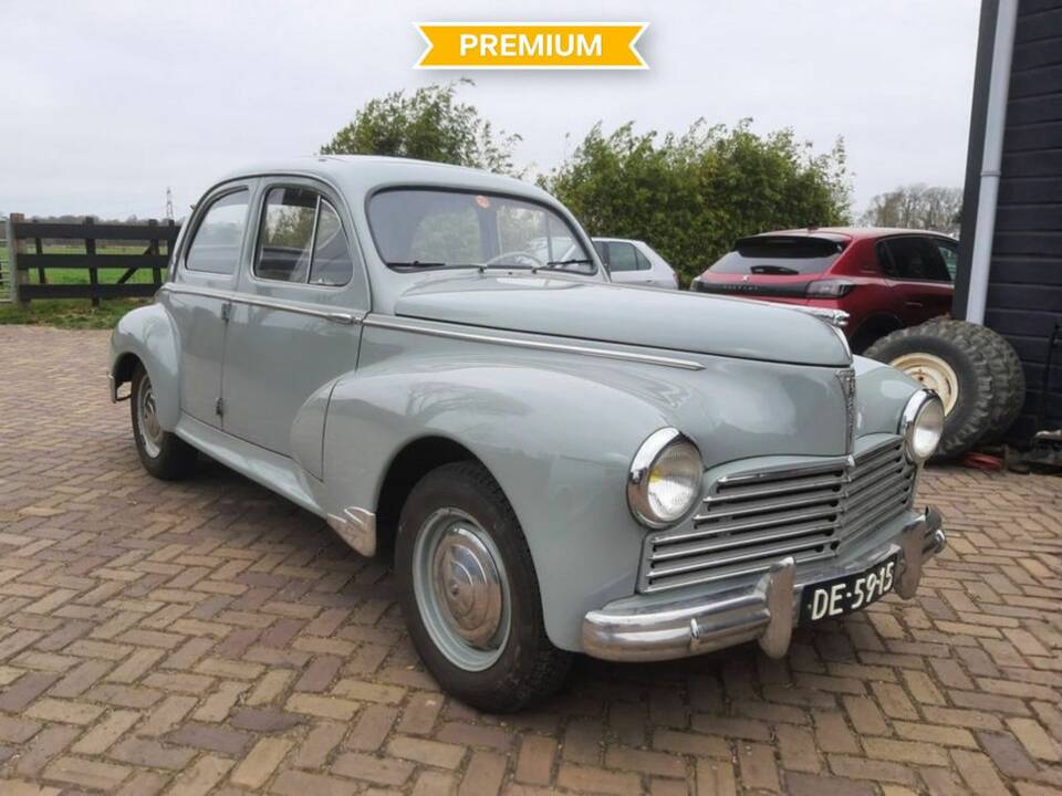 Immagine 1/8 di Peugeot 203 C (1955)
