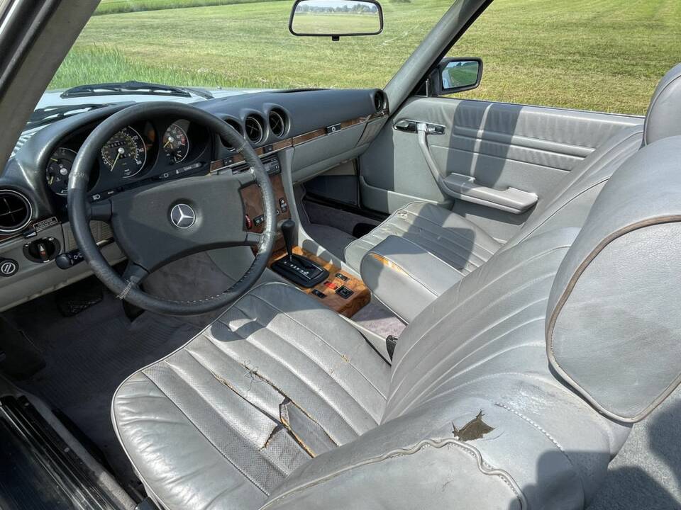 Image 2/8 de Mercedes-Benz 380 SL (1984)