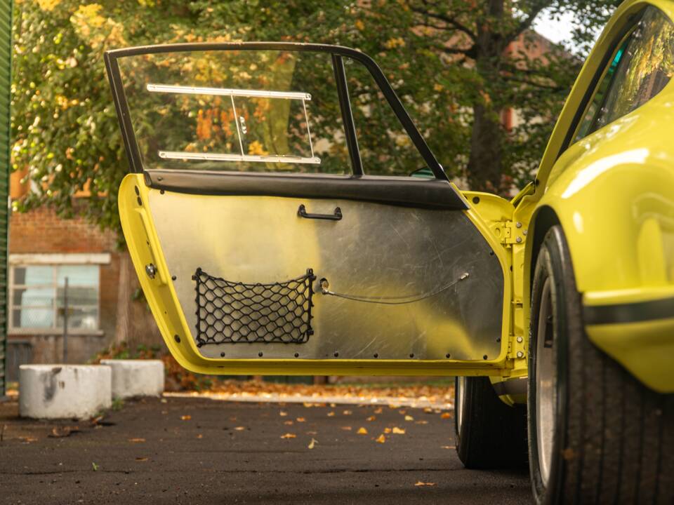 Image 18/31 of Porsche 911 2.5 ST (1972)