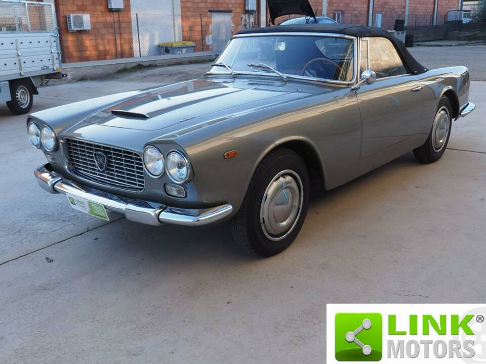 Image 1/10 of Lancia Flaminia GT Touring (1961)