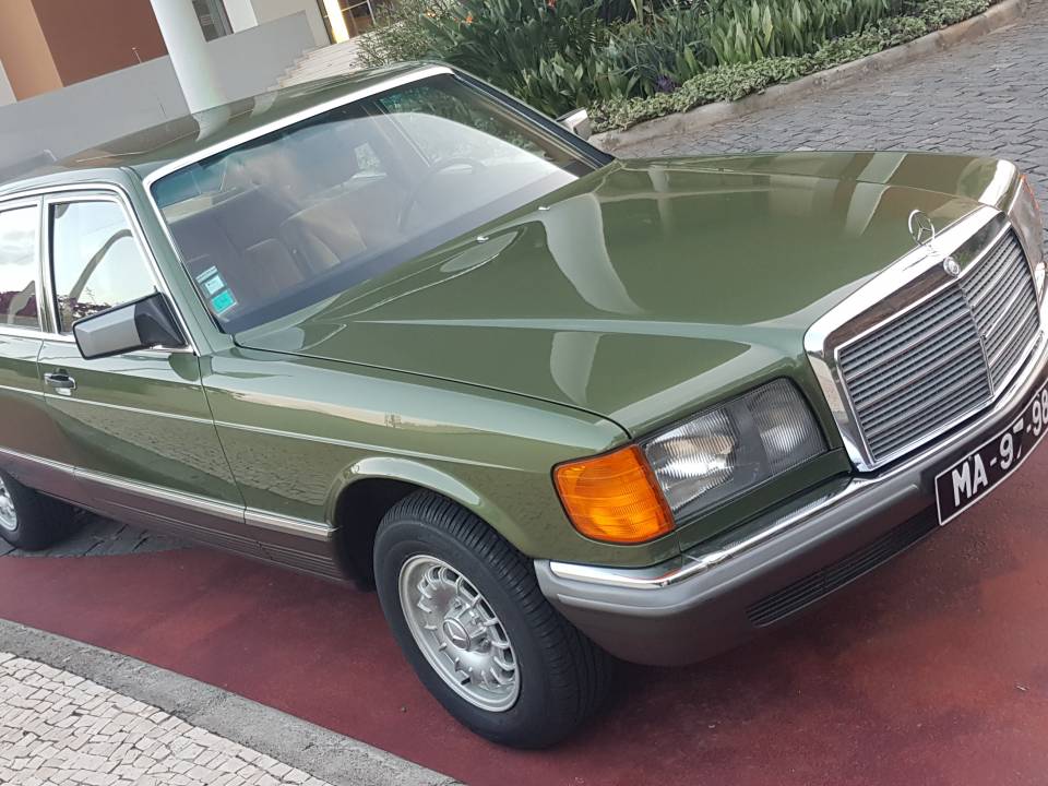 Bild 4/49 von Mercedes-Benz 280 SE (1982)