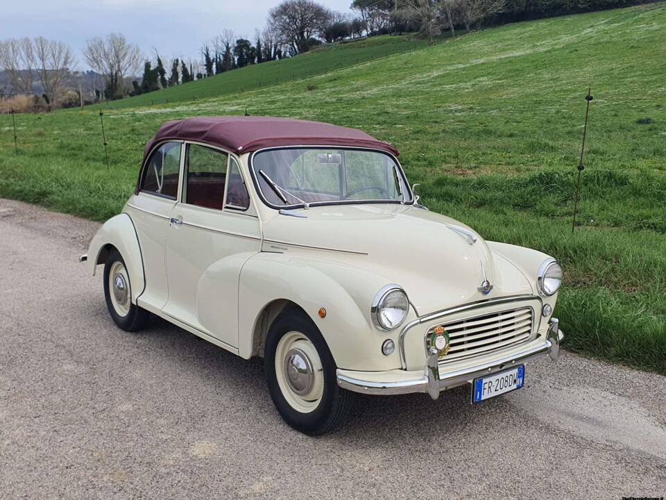 Image 7/66 of Morris Minor 1000 Tourer (1961)