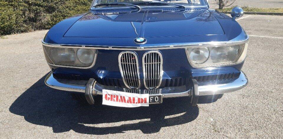 Image 13/49 of BMW 2000 CS (1968)