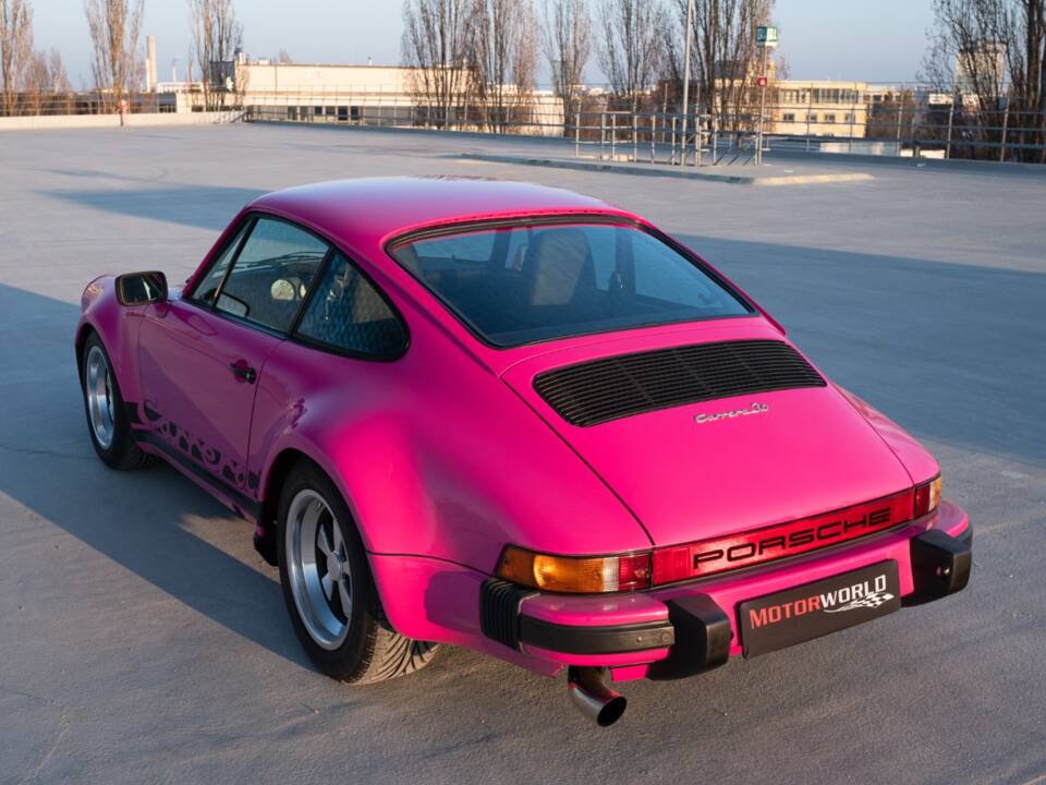 Image 33/94 of Porsche 911 Carrera 3.0 (1976)