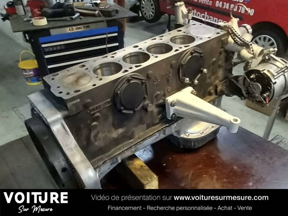 Image 13/15 of Mercedes-Benz 230 S (1967)