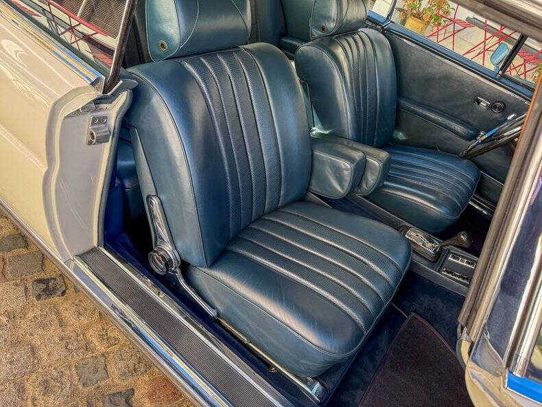 Bild 33/50 von Mercedes-Benz 280 SE 3,5 (1971)