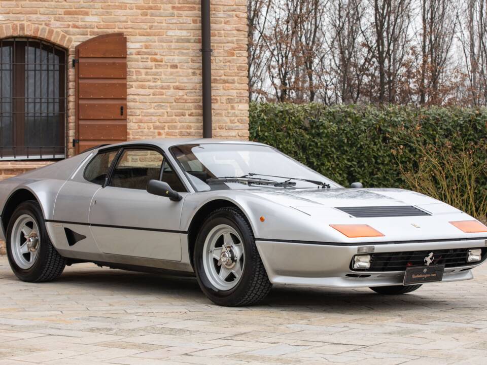 Image 11/50 de Ferrari 512 BBi (1982)