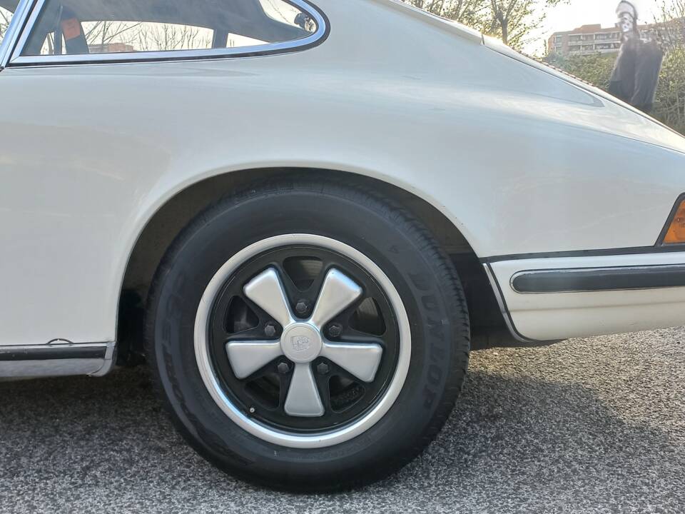 Image 22/86 of Porsche 911 2.4 T (1972)