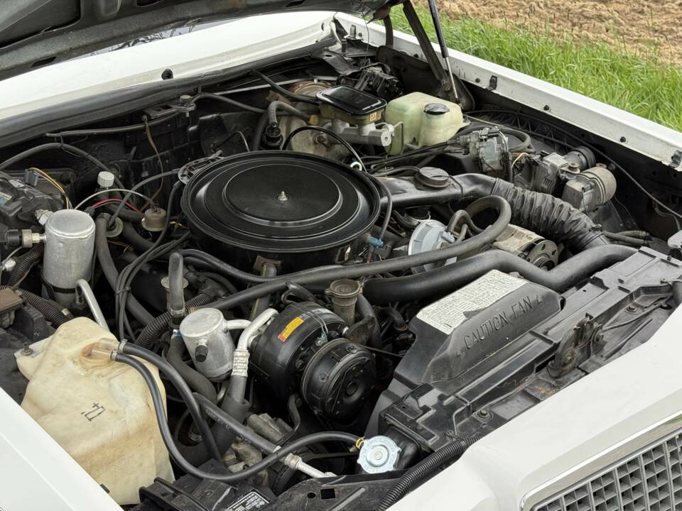 Bild 23/26 von Buick Riviera Coupe (1983)