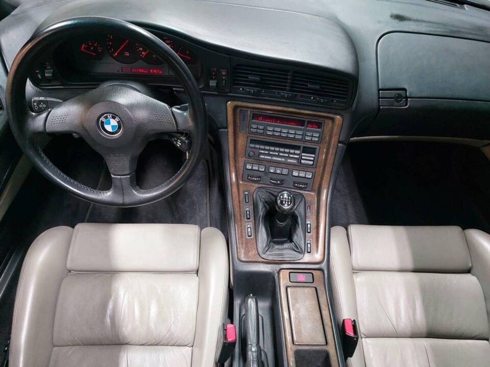 Imagen 10/15 de BMW 850CSi (1994)