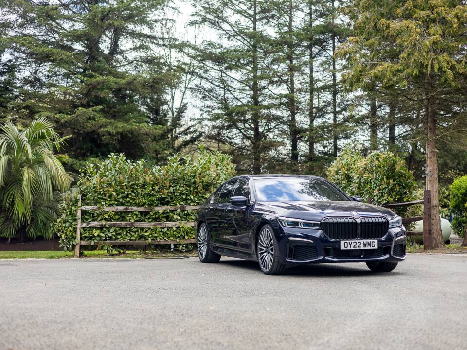 Afbeelding 21/46 van BMW 740d xDrive (2022)