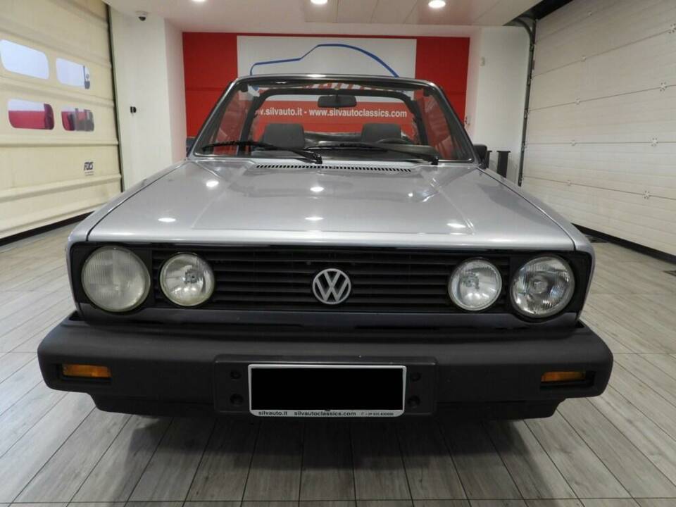 Imagen 2/15 de Volkswagen Golf Mk I Convertible 1.1 (1980)