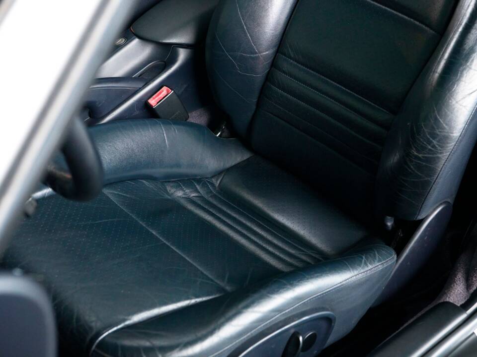 Afbeelding 44/50 van Porsche 911 Carrera (2000)
