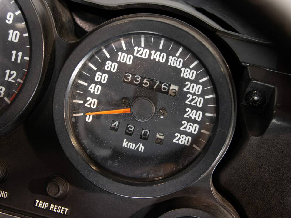 Imagen 34/47 de Kawasaki GPz 1000RX (1986)