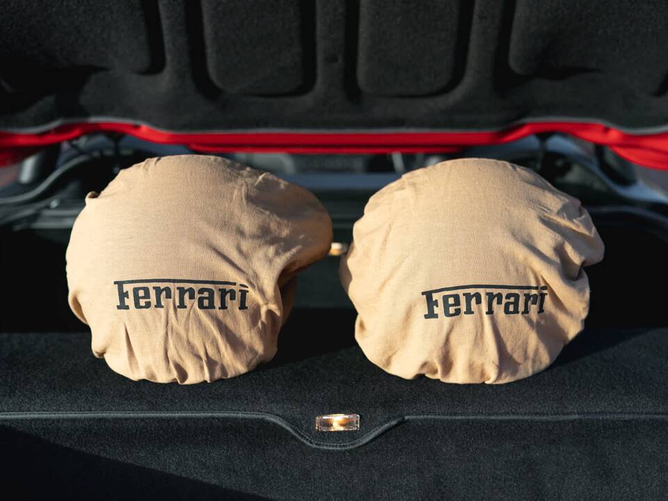 Imagen 18/25 de Ferrari 550 Barchetta (2001)