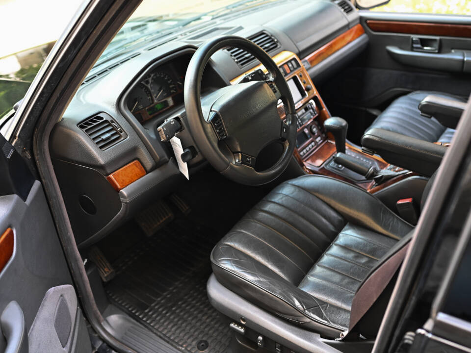 Image 16/25 of Land Rover Range Rover 4.6 HSE (1997)