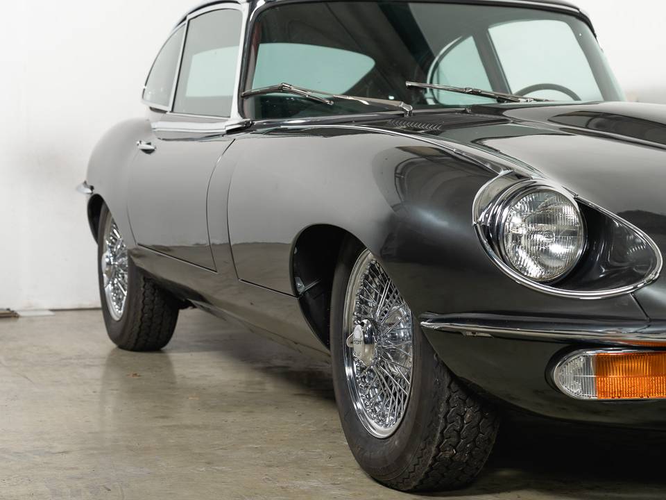 Bild 14/40 von Jaguar E-Type (2+2) (1970)