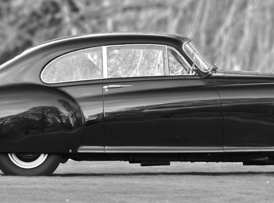 Image 2/4 of Bentley R-Type Continental (1954)