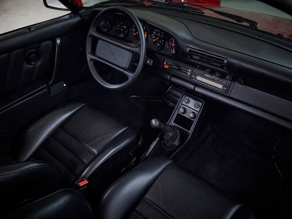 Immagine 72/96 di Porsche 911 Speedster 3.2 (1989)