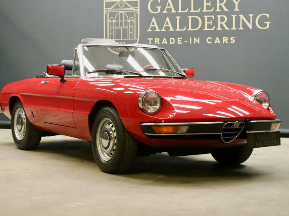Afbeelding 35/50 van Alfa Romeo Spider Veloce 2000 (1982)