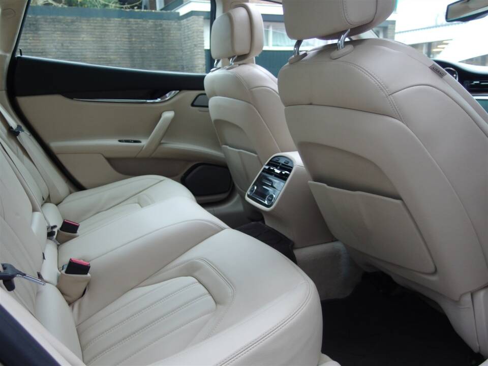 Image 58/90 of Maserati Quattroporte GTS (2013)