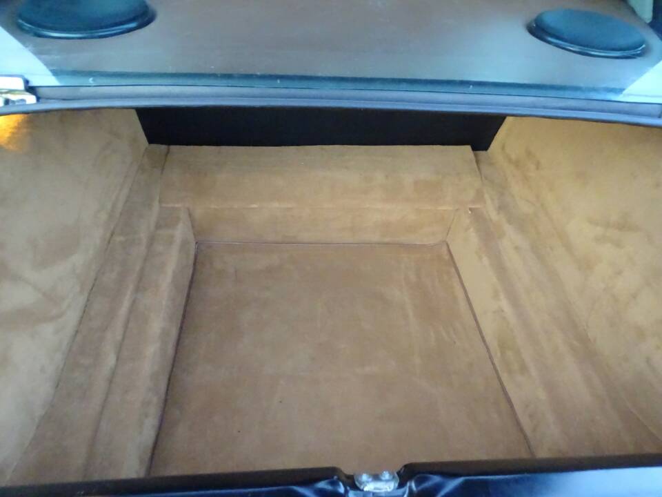 Bild 22/32 von Citroën DS 20 Pallas (1972)