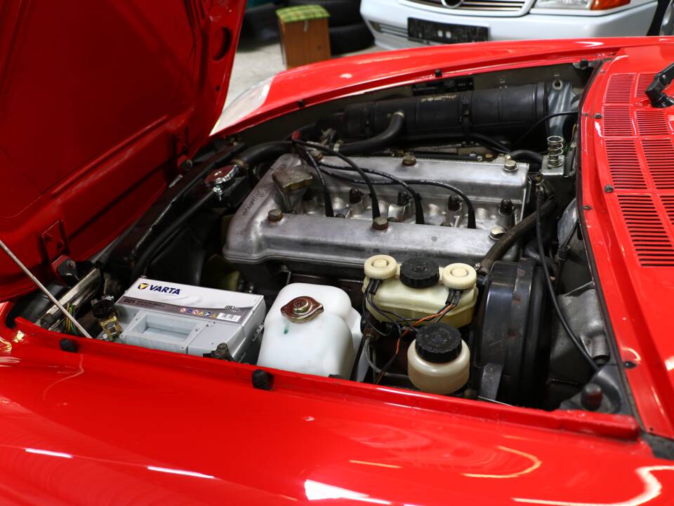 Afbeelding 22/37 van Alfa Romeo 2000 Spider Veloce (1979)