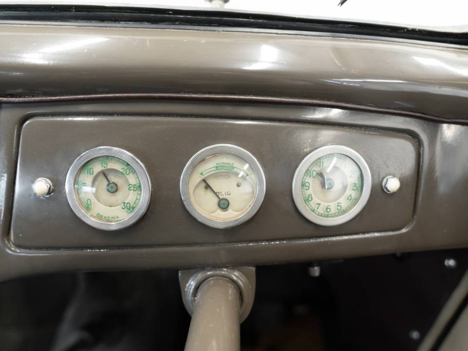 Image 19/30 de Lancia Ardea (1952)