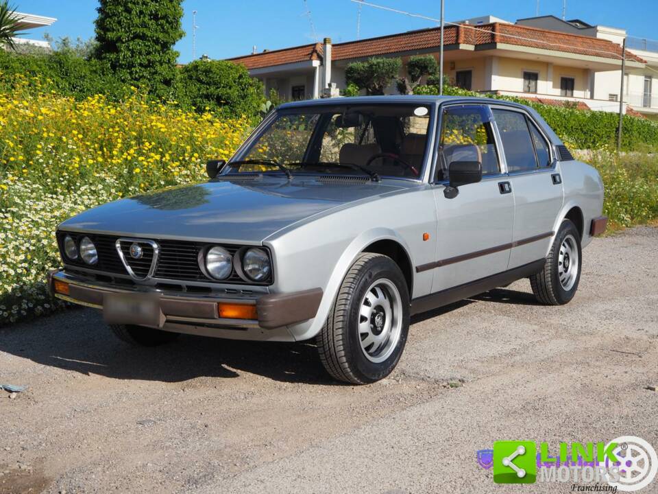 Image 1/50 of Alfa Romeo Alfetta 2.0 Li "America" (1982)