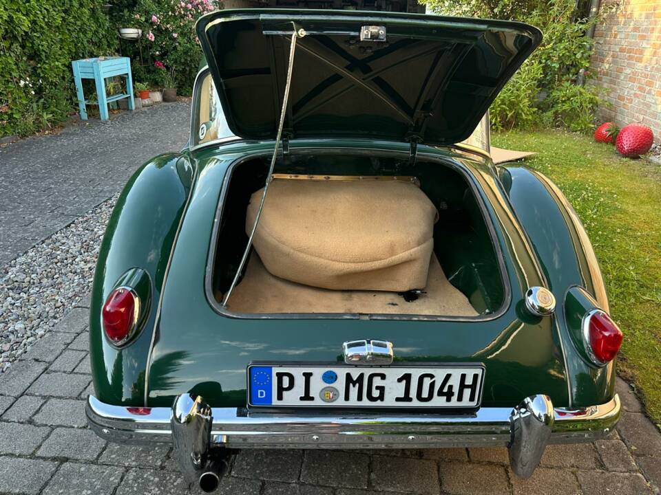 Bild 21/42 von MG MGA 1500 (1958)