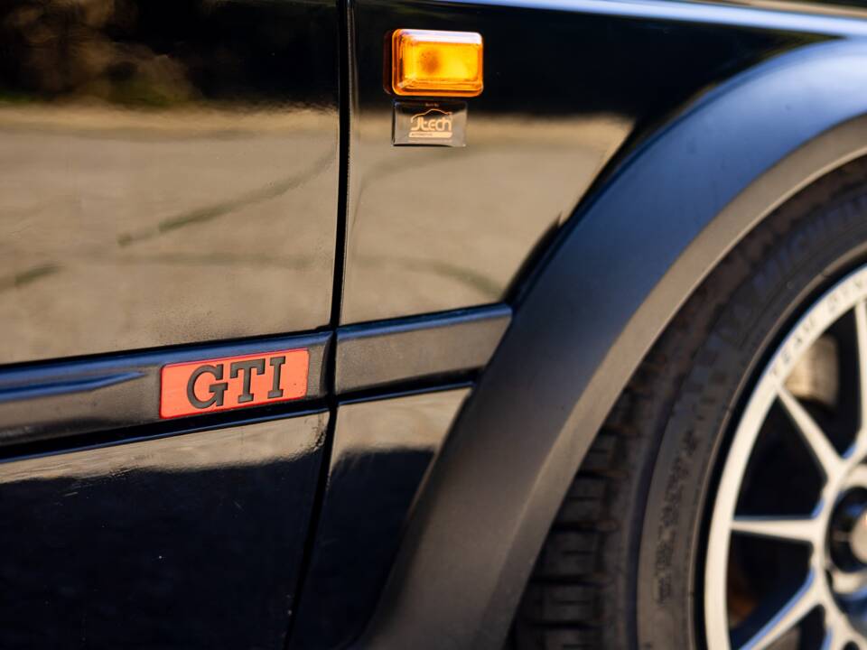 Bild 11/50 von Volkswagen Golf II GTi 1.8 (1991)